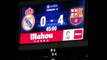 Prostituta zorra hambrienta se come 4 goles