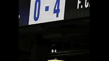 Prostituta zorra hambrienta se come 4 goles