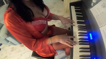 Adventures of milfycalla ep 96 first piano lessontoday i had my first piano day i was already excited #amateur #milf