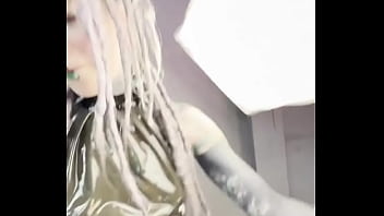 A big love and miss you to my friends why dont you already follow missflora and theblackmorea do it now