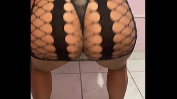 Esposa dançando com fio preto Esposa dançando com fio preto
