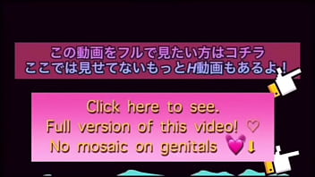 パジャマ姿のままト◯レに電マを持ち込んでオナニーする女子◯生。