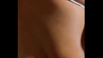 Does a great deep throat Does a great deep throat