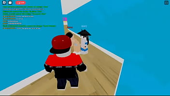 Mulher sendo comida em um lugar escondido ela não sabia que estava sendo assediada vídeo foi gravado em 2022