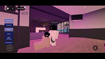 A aleatória recebe leite do lado da minha piscina