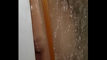 Caught my step sis and can't stop thinking about sex with this cute girl wanna fuck that wet pussy