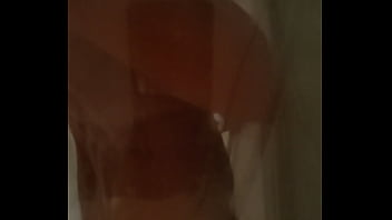 Caught my step sis and can't stop thinking about sex with this cute girl wanna fuck that wet pussy