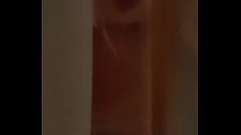 Caught my step sis and can't stop thinking about sex with this cute girl wanna fuck that wet pussy