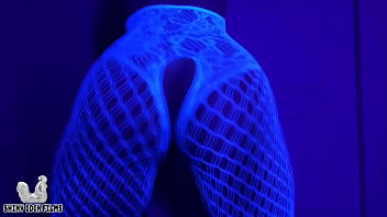 Milf twerking big booty bouncing jane cane