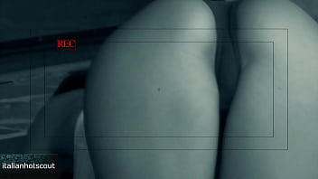 Gorgeous girl fucks taking it in the ass and enjoys it like crazy