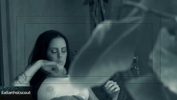 Gorgeous girl fucks taking it in the ass and enjoys it like crazy