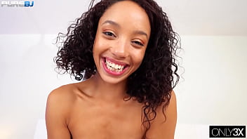 Cum on freckles with alexis tae