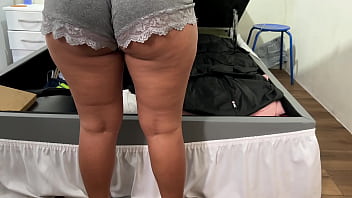 Câmera pegou sobrinha arrumando o baú