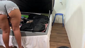 Câmera pegou sobrinha arrumando o baú