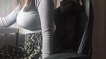 お勉強中にあそこが熱くなってきたので、我慢できずに気持ちいいことしちゃう巨乳女子 お勉強中にあそこが熱くなってきたので、我慢できずに気持ちいいことしちゃう巨乳女子