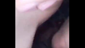 Dans cette vidéo vous pouvez voir mes délicieux seins ils sont gonflés et roses je gicle aussi Dans cette vidéo vous pouvez voir mes délicieux seins ils sont gonflés et roses je gicle aussi