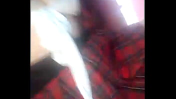 Dans cette vidéo vous pouvez voir mes délicieux seins ils sont gonflés et roses je gicle aussi