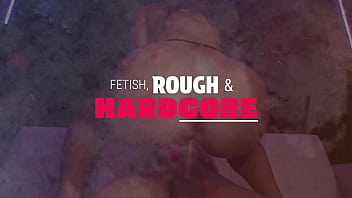 Gothic Babe Cassidy Luxe Stretches Pussy For Hardcore Sex thumbnail