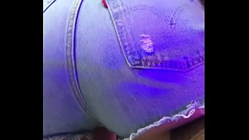 Masturbando minha bucetinha enquanto meu padrasto está no quarto ao lado little sophie