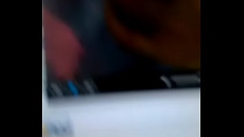 A mi puta le gusta chuparmela y hacer ruidos