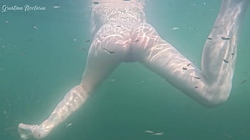 I secretly filmed nude swimming girl with perfect body on my go pro camera