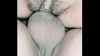 Metiéndome bien suave penetración bien lentamente