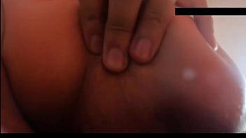 Le digo a mi esposo que me voy a hacer las uñas pero me voy con mi amante de 18 años recién cumplidos