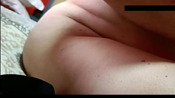 Le digo a mi esposo que me voy a hacer las uñas pero me voy con mi amante de 18 años recién cumplidos