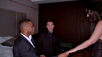 Horny milf meets two men at once so they can destroy her ass lasirena69