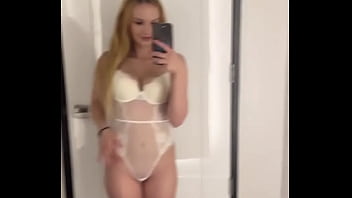 Your favorite babe who are ready to be naughty in the fitting room