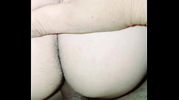 Sentadillas sabrosas el vecino dandome su lechita