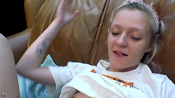 Sexy cuties luna parish and sassy suck their tits and share a big sex toy