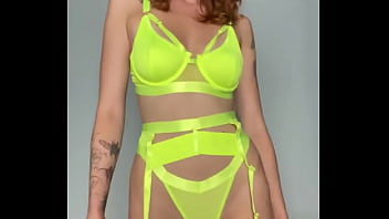 50 retweet and i take of this set comment if you like me in this colour