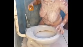 Tomei 7 litros de leite e vomitei me afogando