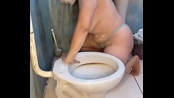 Tomei 7 litros de leite e vomitei me afogando