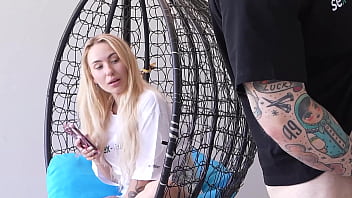 My girlfriend wants sex i found her a partner on the site sex dater