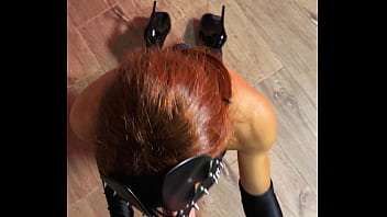 Bitch in black came in mouth without spilling a drop