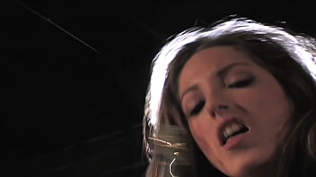 Hot lesbians jenna haze and kirsten price get it on