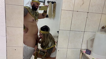 Nossa ele meteu tanto no cuzinho e na bucetinha que gozei muito no pau dele sem preservativo