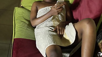 Fit horny girl masturbation until she squirts