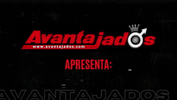 Homem gay safado mamou no parque