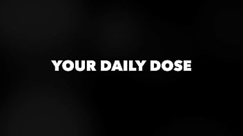 Big booty blonde pawg slut mz dani gets her pussy stretched by bbc