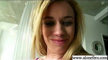 Teen solo amateur girl love put things in her movie 10