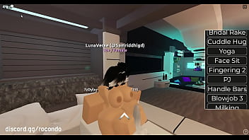 Me pidio follarla hasta en la ducha