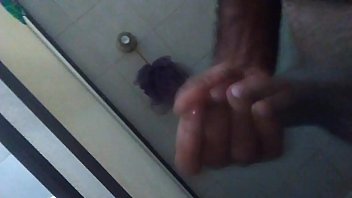 Mi Pajita Rika En El Baño De Un Amigo thumbnail