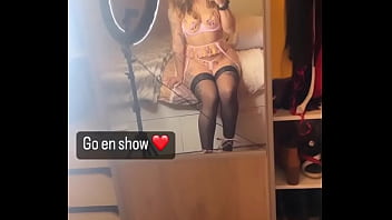 Je serais dispo en show camles après midi et les soiree après 21h