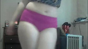 Incredibly sexy redhead