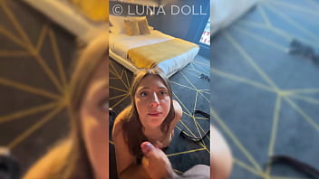 At my arrival i get fucked in my hotel room luna doll