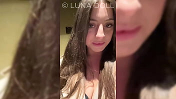 At My Arrival I Get Fucked In My Hotel Room Luna Doll thumbnail