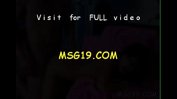 Masseuse enjoys dong insertion